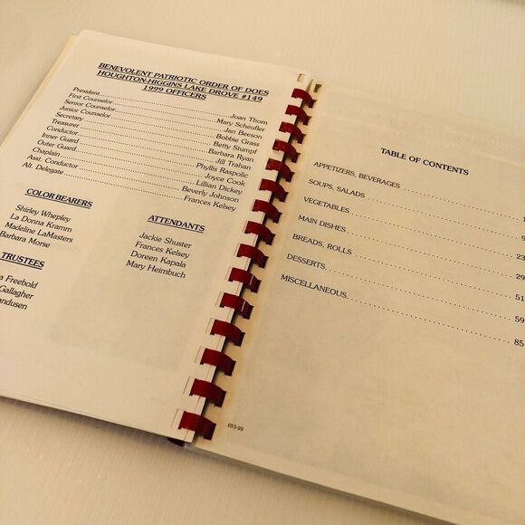 Vintage 90s Cookbook "Home Cookin' Houghton-Higgins Lake BPO Does" - Picture 3 of 10